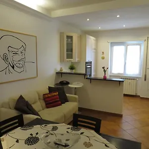 https://portonhouse.it-romehotels.com